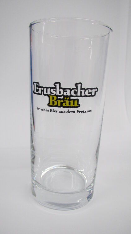 Gläserkorb Bierbecher 3 dl Erusbacher Miete Fr. -.50 / Glas inkl. Reinigung (40 Stück pro Korb)