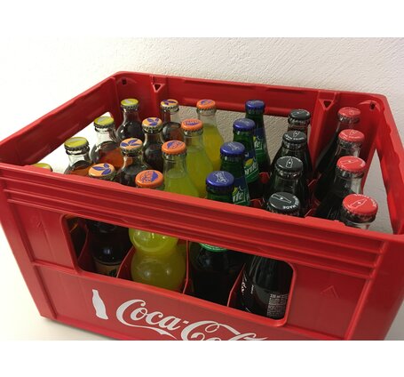 Harass assortiert mit 4 Coca-Cola, 4 Coca-Cola Zero, 4 Fanta, 4 Sprite, 4 Fuse Tea Lemon, 4 Fuse Tea Peach 33 cl TOP-AKTION (nicht für Events, kein Rückgaberecht)